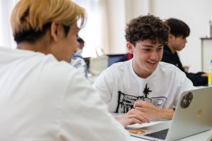 Aoba-Japan International School Fosters an Innovative Learning Community with Its Online Diploma Program