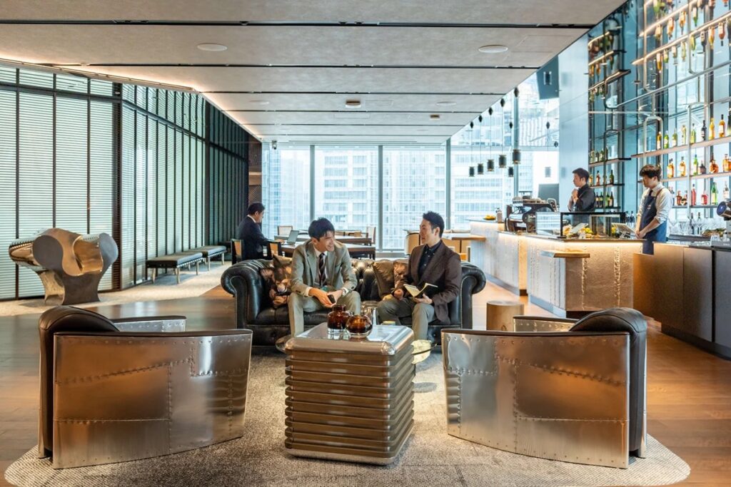 The Executive Centre's flexible office workspace in Tokyo with modern business facilities.