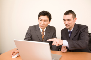 foreigner working with japanese