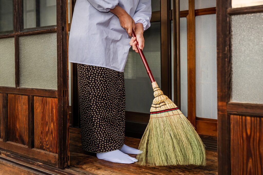 Ōmisoka Japanese tradition and origins related to cleaning