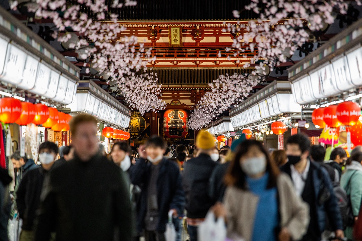 Celebrating Ōmisoka, Japanese New Year's Eve, in Asakusa