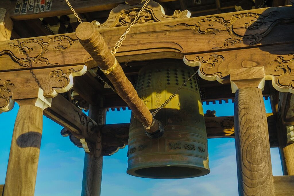 Joya no Kane bells rung during Shōgatsu