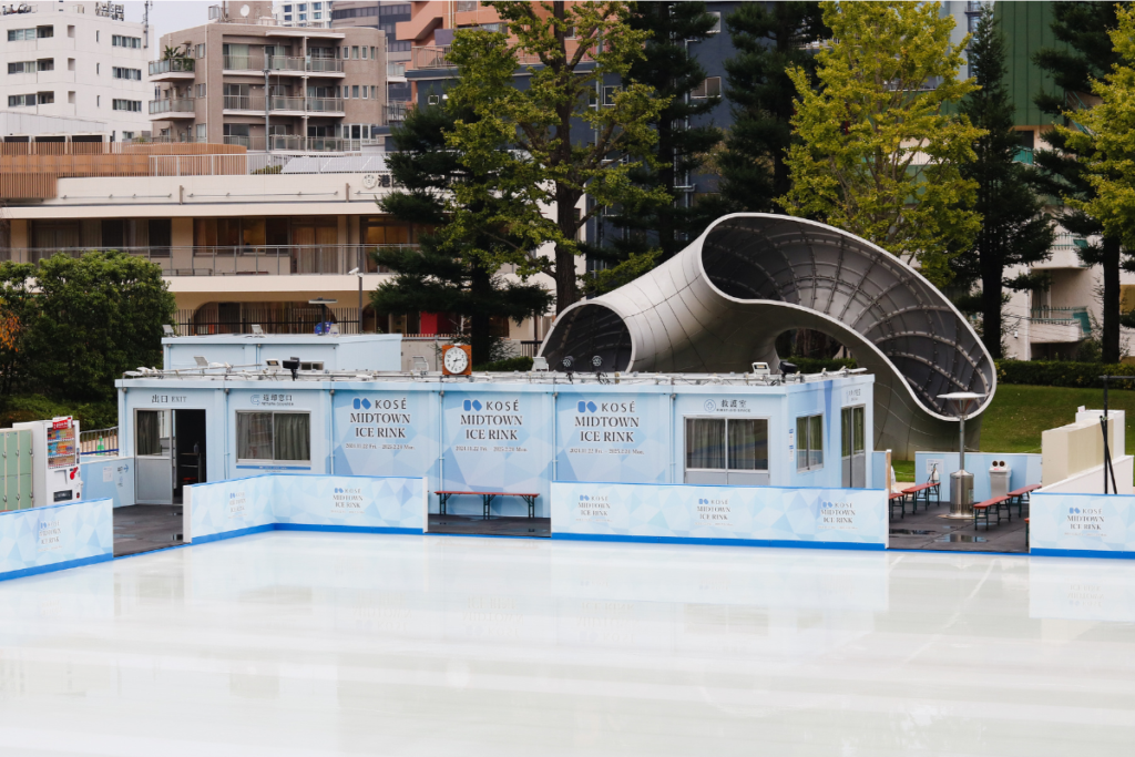 Tokyo Midtown Roppongi Seasonal Ice Rink