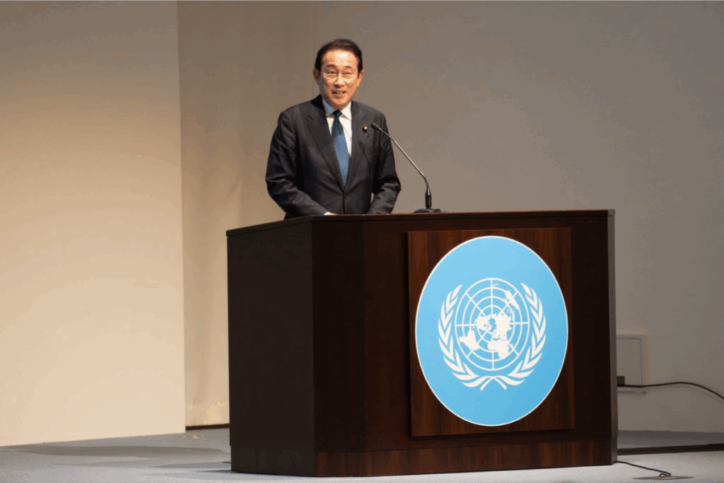Nobel Laureates, Former Presidents Call For Peace and End to Arms Race