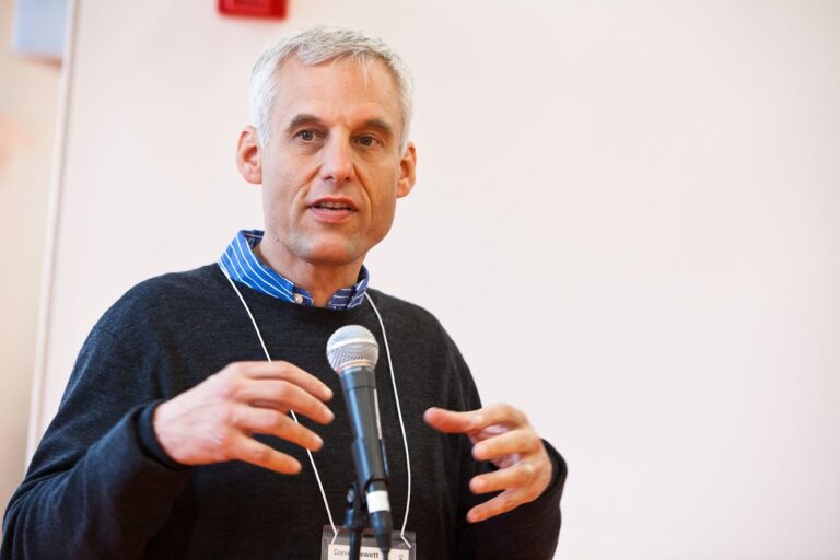 Leadership by Design: A Private Breakfast Roundtable with Daniel Hewett