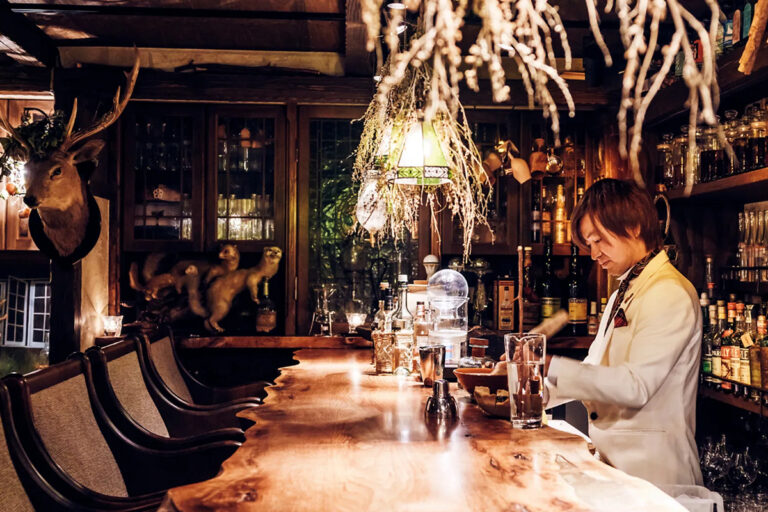 Bar Benfiddich in Shinjuku, Tokyo has an eclectic look and unique drinks for a magical experience