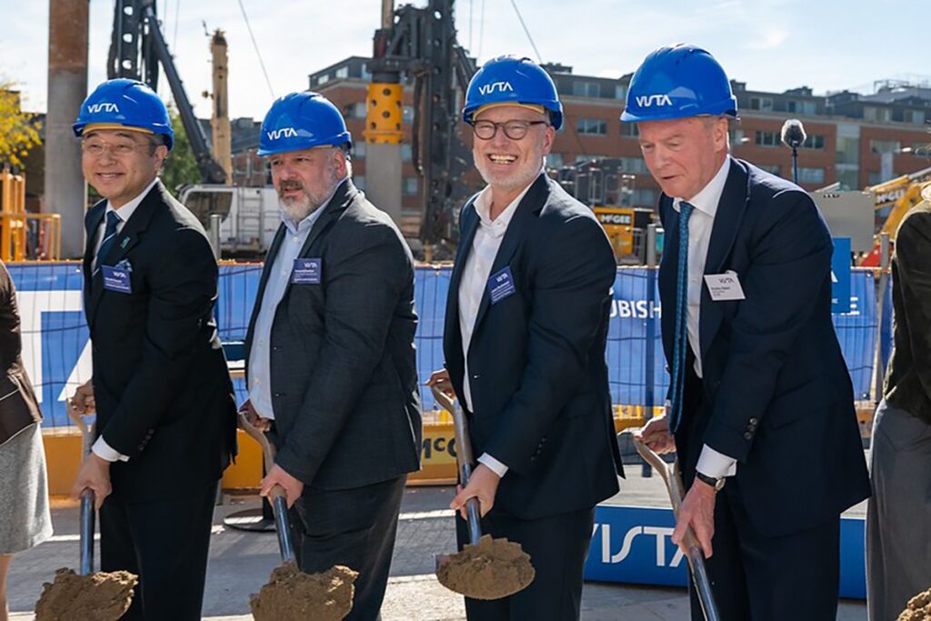 Ceremony for Mitsubishi Estate's 72 Upper Ground project