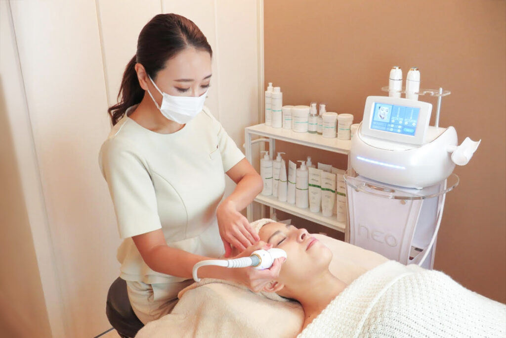 English-Friendly Skincare by Rina at Kozy Beauty Salon