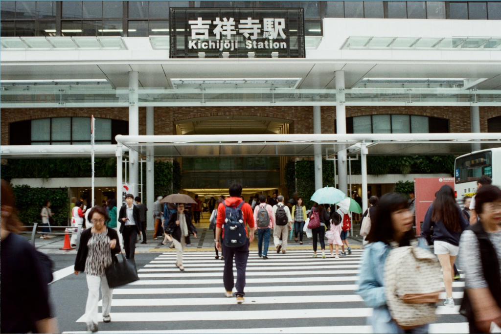 Best Neighborhoods for Expat Families in Tokyo and Yokohama