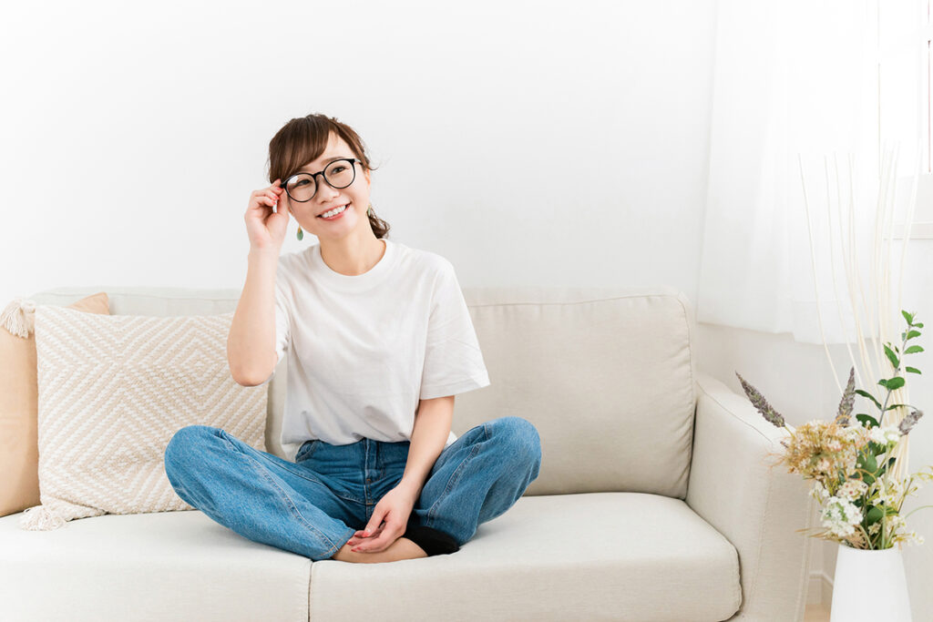 Japanese woman wearing stylish glasses