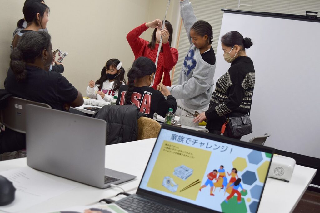 Nagareyama L.E.A.D. kids collaborating on a group activity