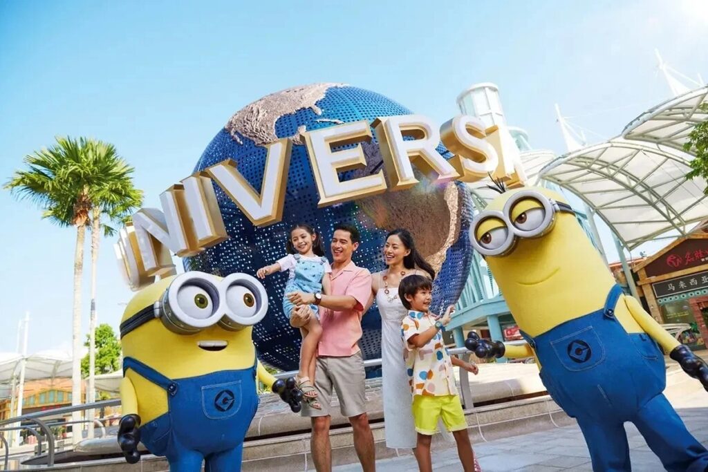 Minions and family in Universal Studios Japan (USJ)