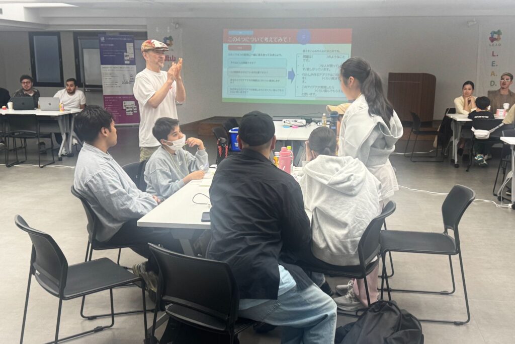 Building confidence as a student is praised, bilingual STEM education in English and Japanese 