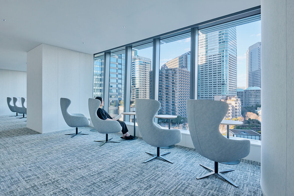 Keio University Center for Preventive Medicine Luxurious Facilities with a View