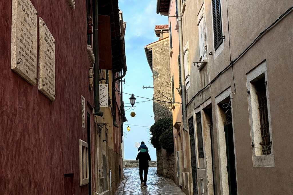 An alleyway in Croatia with older architecture