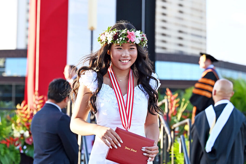 Iolani School Graduation, Hawaii boarding school