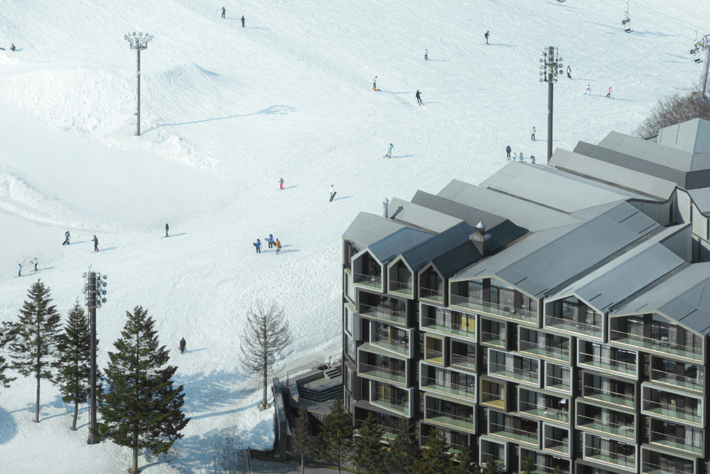 MUWA Niseko aerial view